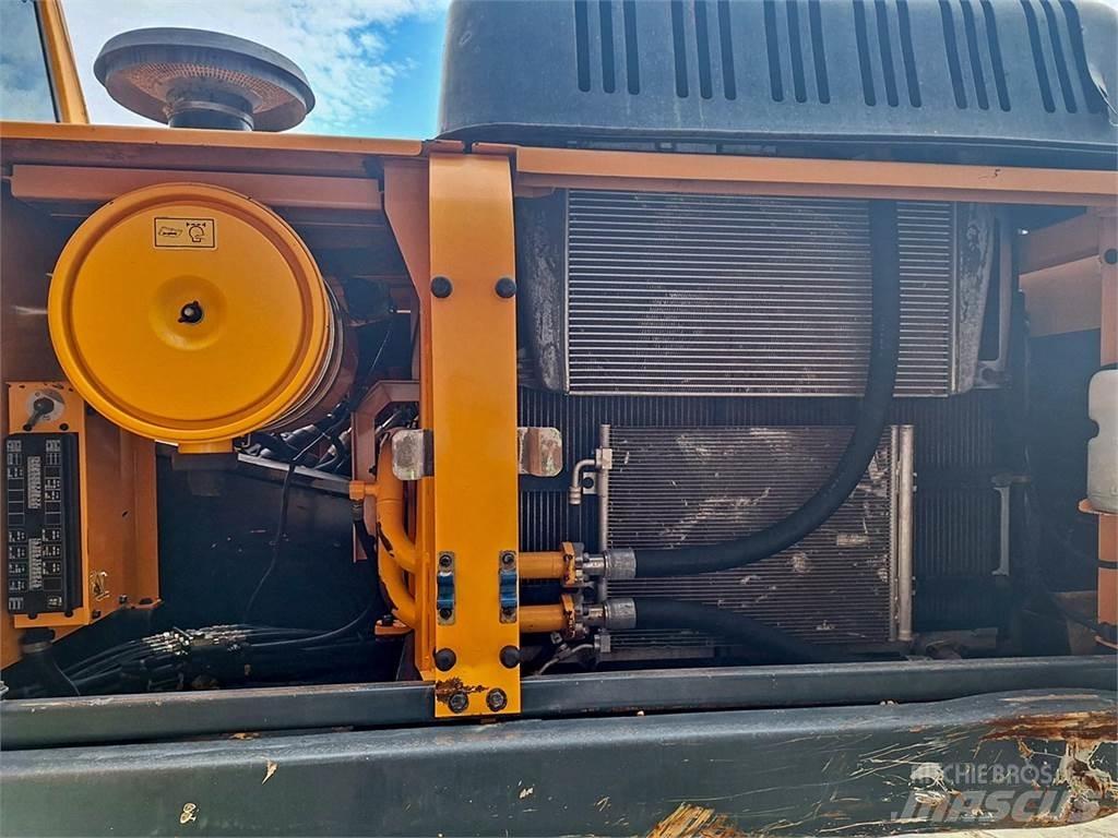 Hyundai R330LC-9 حفارات زحافة