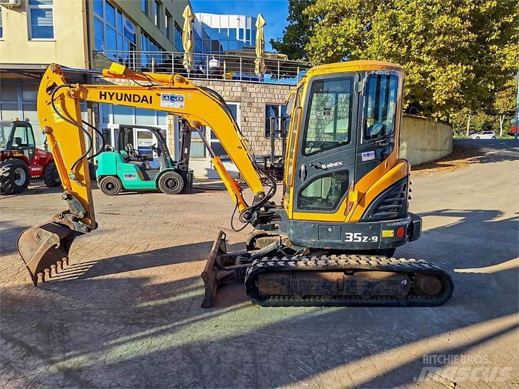 Hyundai R35Z-9 حفارات صغيرة أقل من 7 طن (حفارات صغيرة)