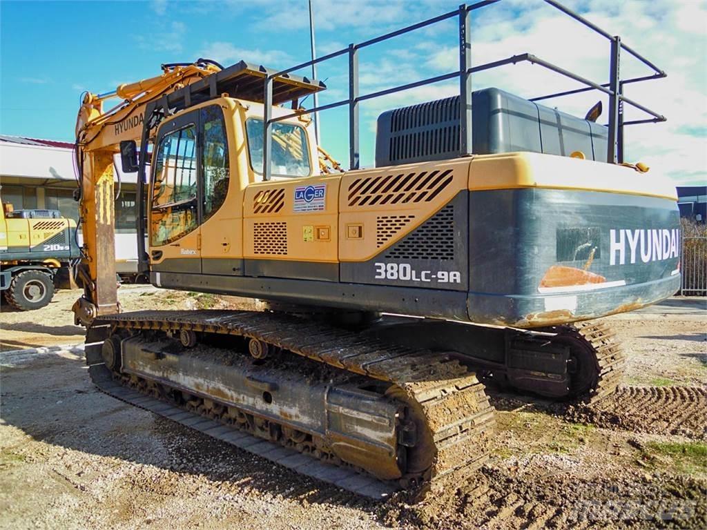 Hyundai R380LC-9A حفارات زحافة