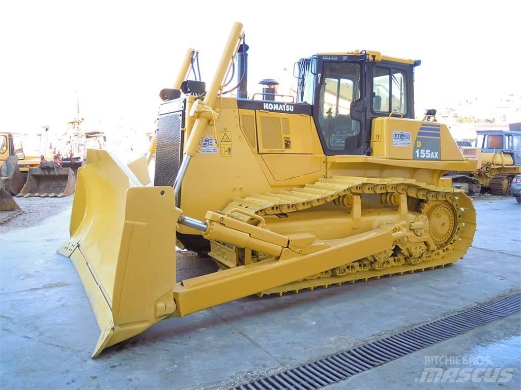 Komatsu D155AX-6 بلدوزرات مجنزرة