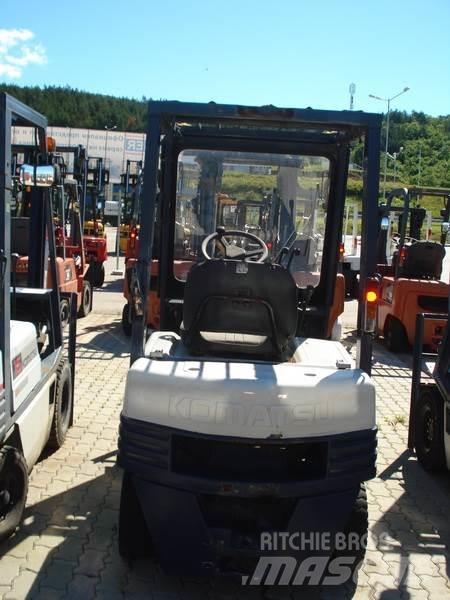 Komatsu FG15-15 شاحنات ذات رافعات شوكية - أخرى