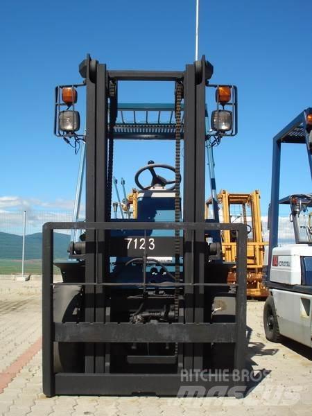 Komatsu FG20-11 شاحنات ذات رافعات شوكية - أخرى