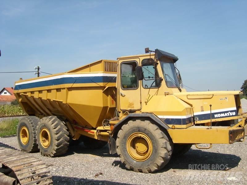 Komatsu HA270-3 ساحبات مفصلية