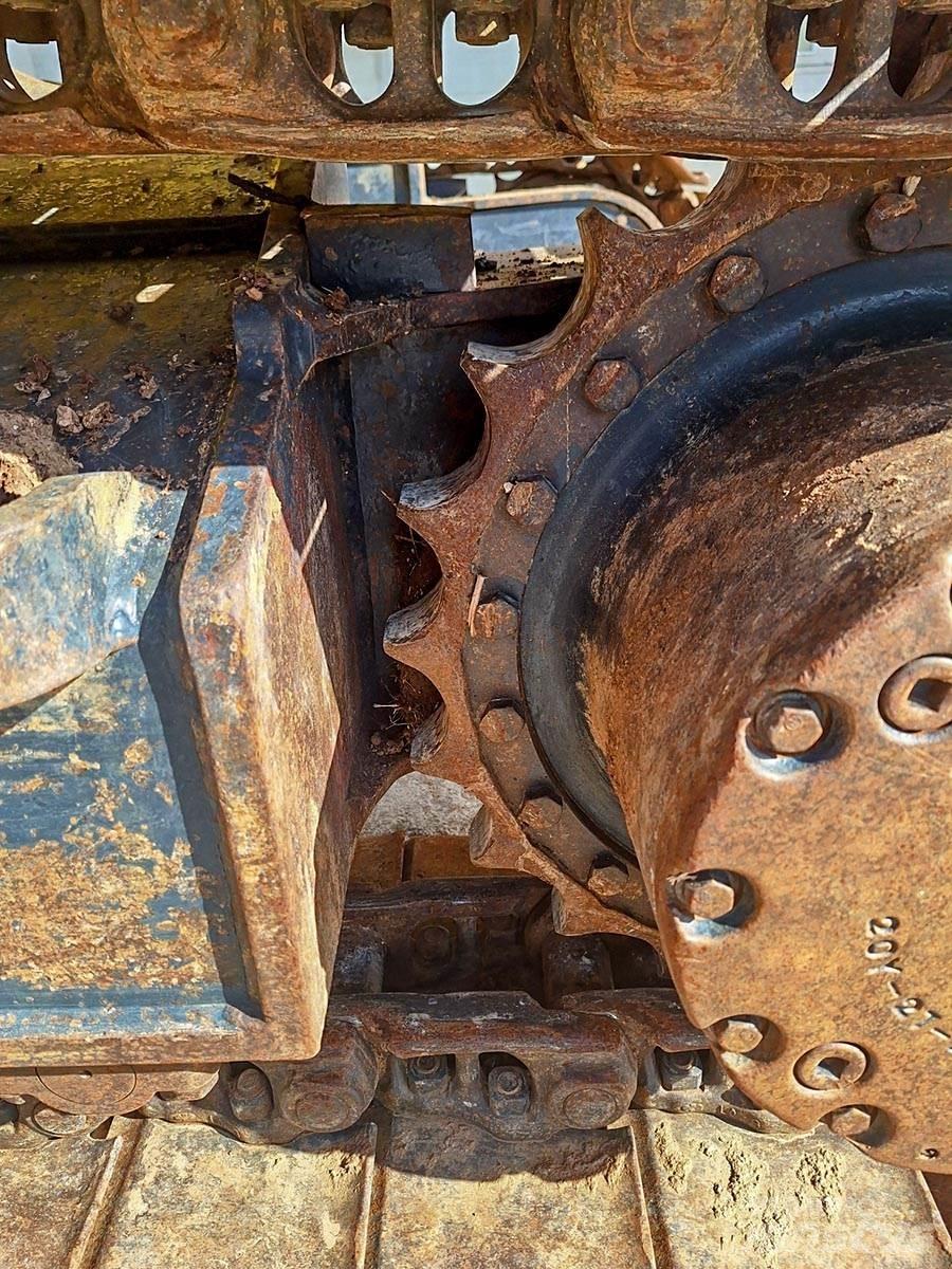 Komatsu PC210NLC-7K حفارات زحافة