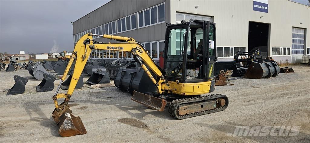 Komatsu PC26MR-3 حفارات صغيرة أقل من 7 طن (حفارات صغيرة)