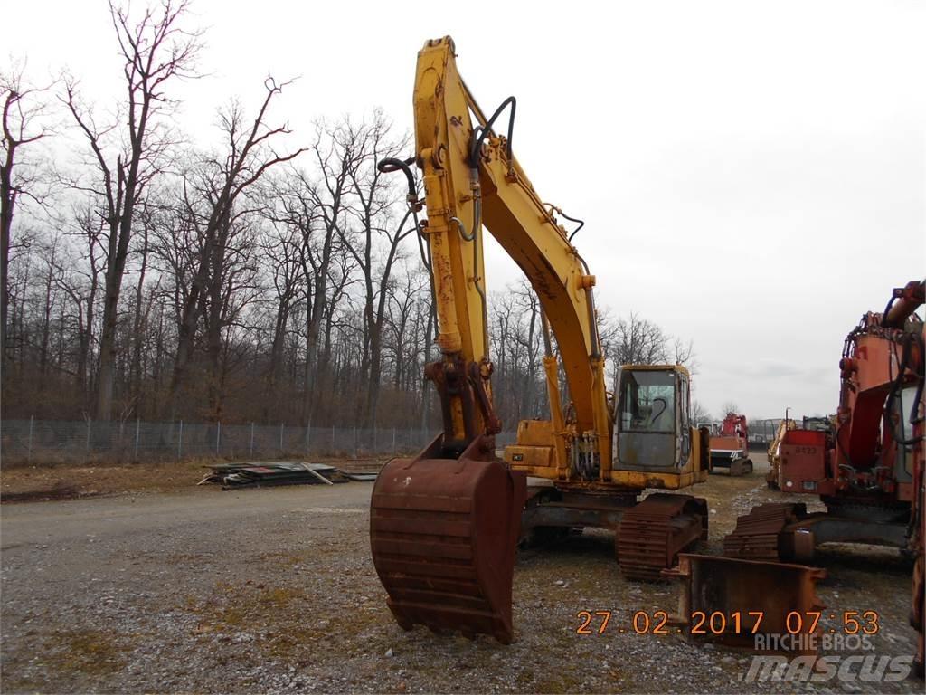 Komatsu PC400LC-5 حفارات زحافة