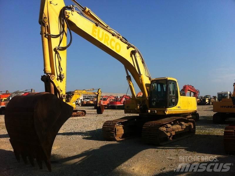 Komatsu PC450LC-6 حفارات زحافة