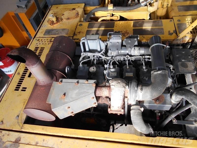 Komatsu PC450LC-7K حفارات زحافة