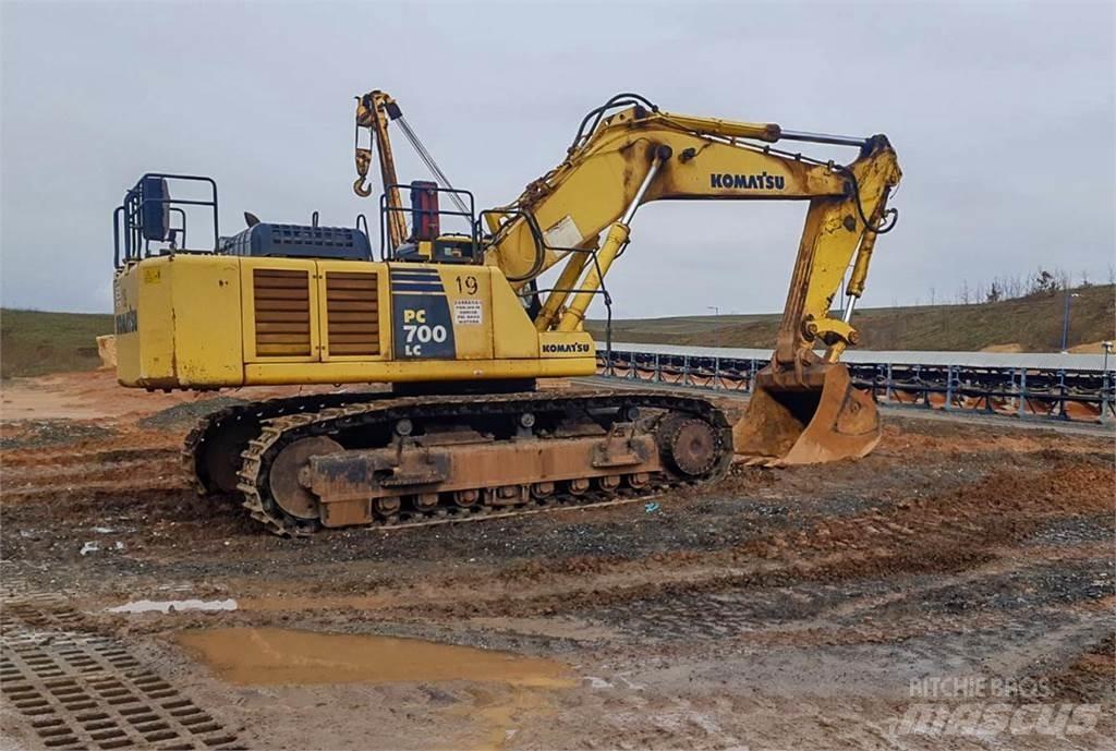 Komatsu PC700LC-8 حفارات زحافة