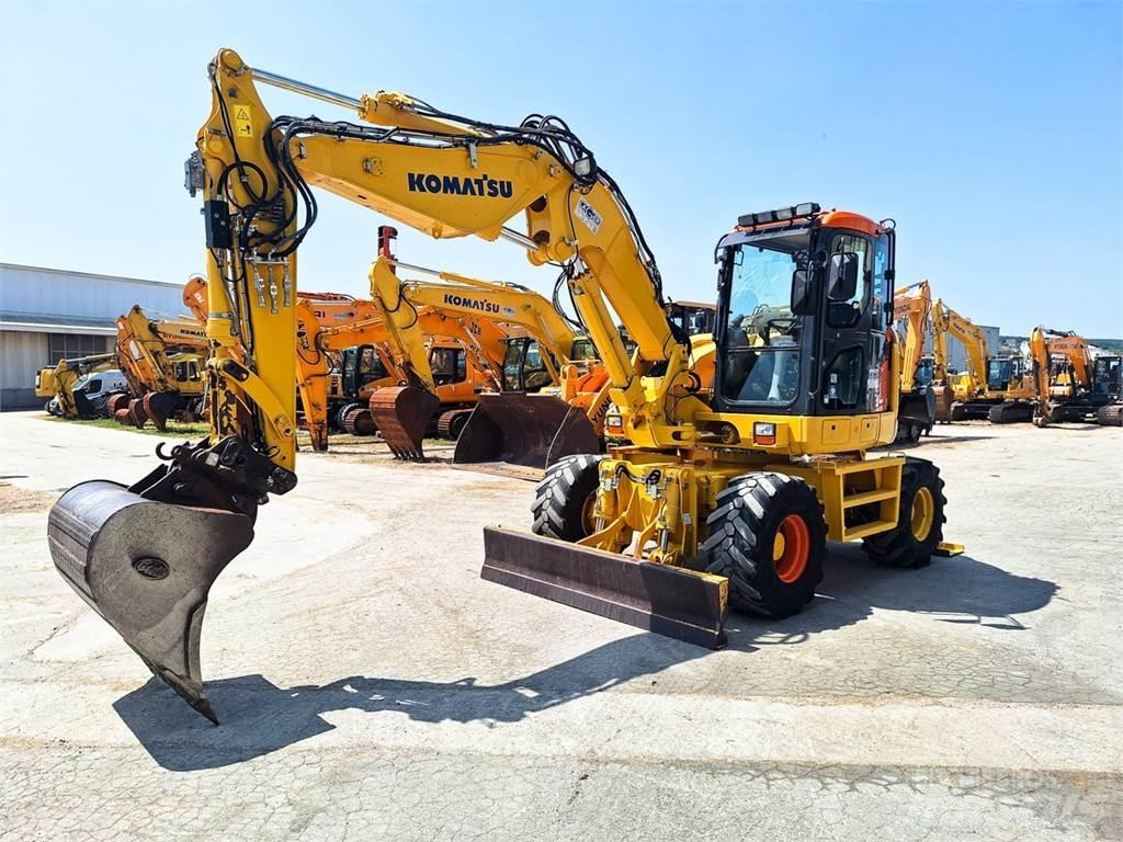 Komatsu PW118MR-8 حفارات بعجل