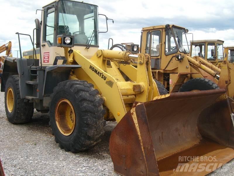 Komatsu WA320-3H لوادر بعجل