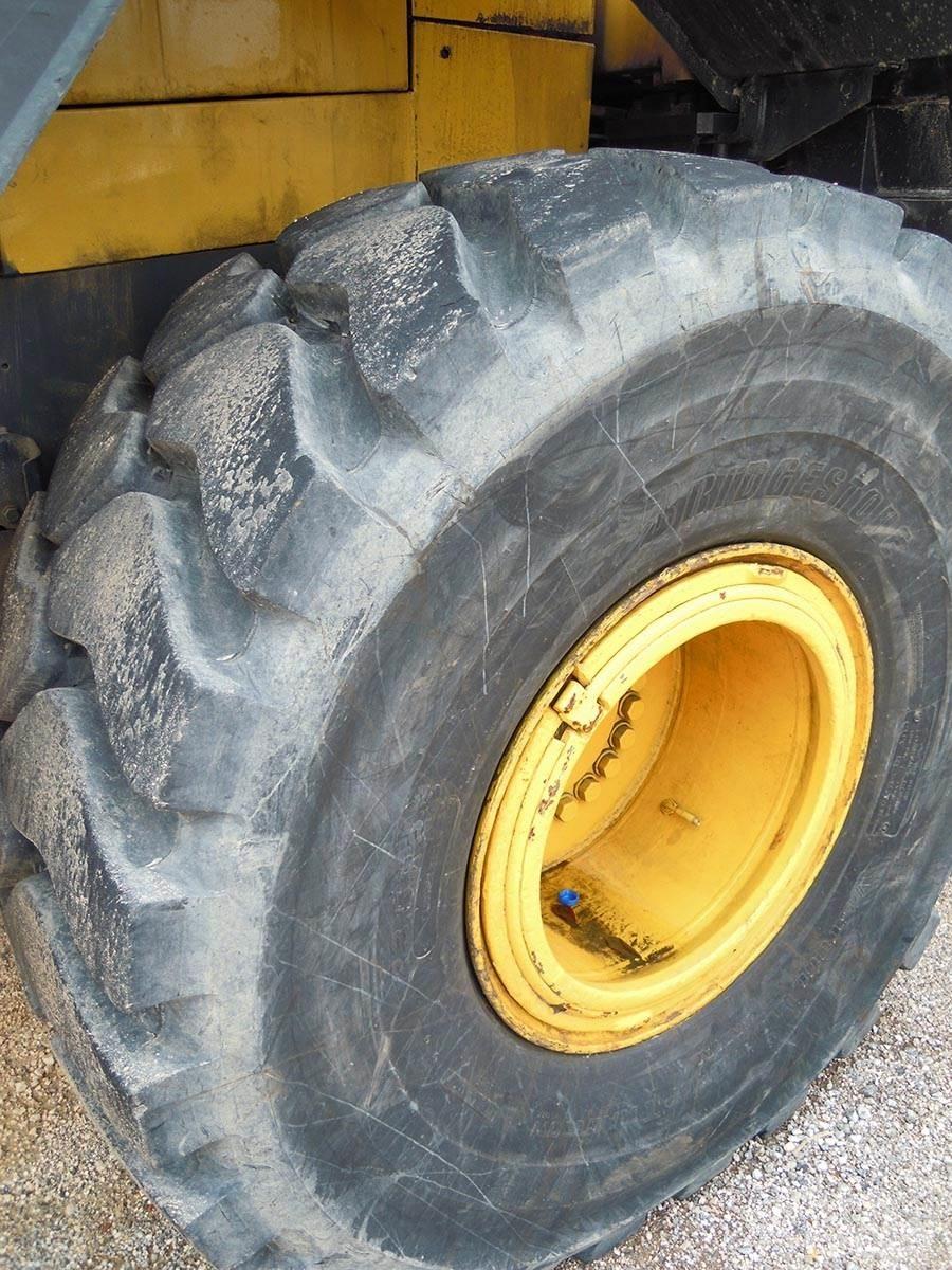 Komatsu WA430- 6E0 لوادر بعجل