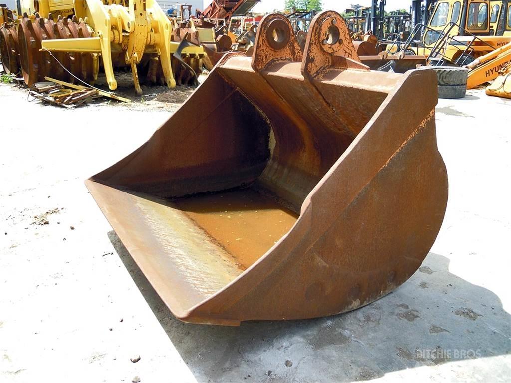  KORPA / BUCKET 1600mm 1,9m3 أخرى