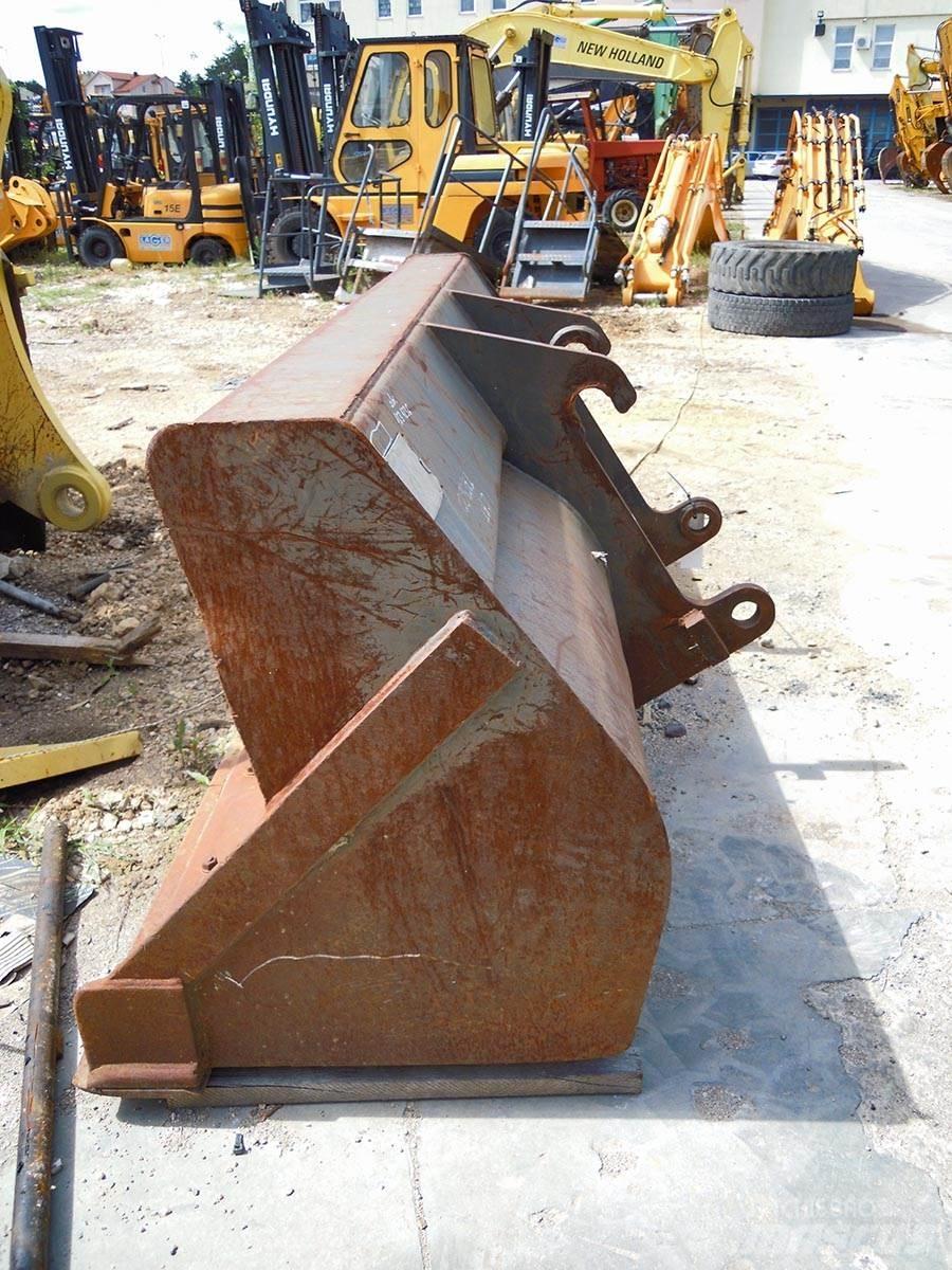  KORPA / BUCKET 2400mm 1m3 أخرى