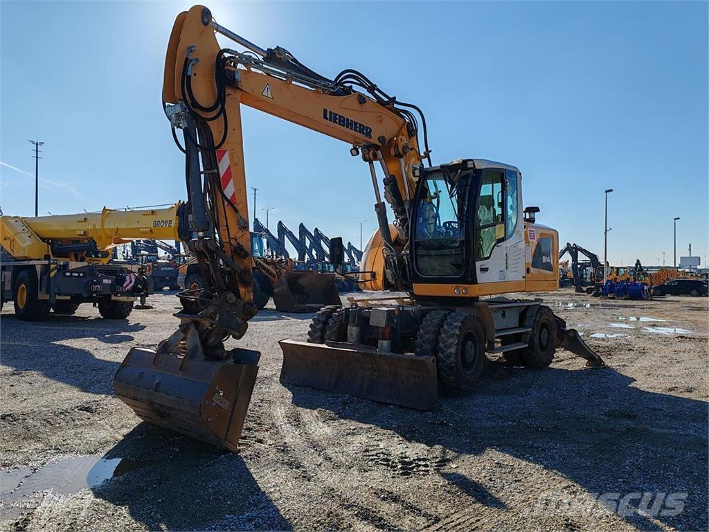 Liebherr A 914 Litronic حفارات زحافة