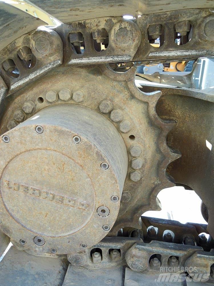 Liebherr R924B HDSL حفارات زحافة