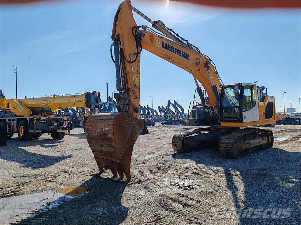 Liebherr R930 NLC حفارات بعجل