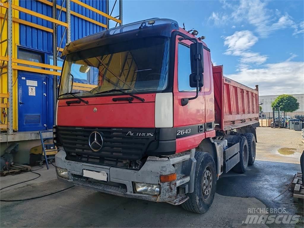 Mercedes-Benz Actros 2643 شاحنات قلابة
