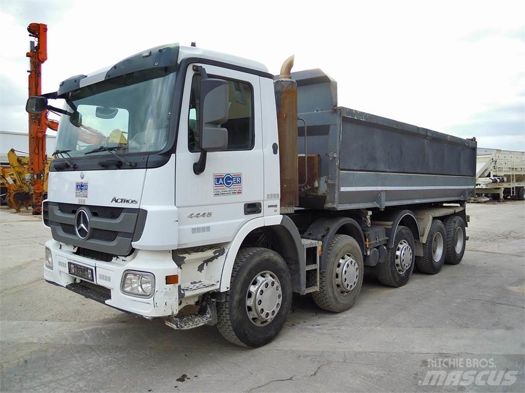 Mercedes-Benz Actros 4446 شاحنات قلابة