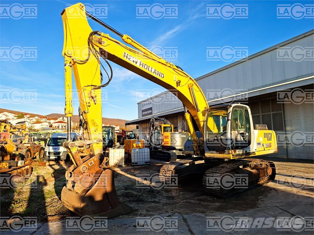 New Holland E215 حفارات زحافة