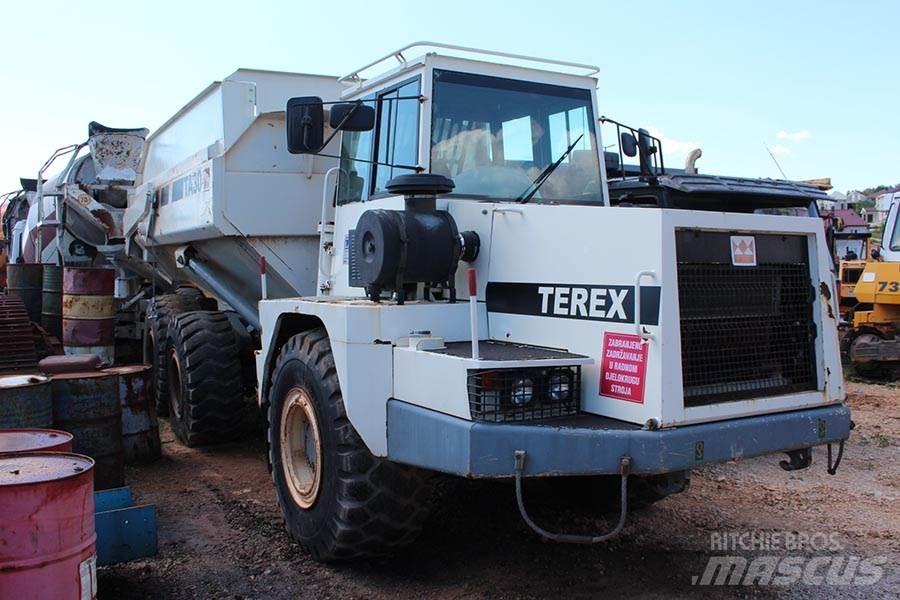 Terex TA30 ساحبات مفصلية