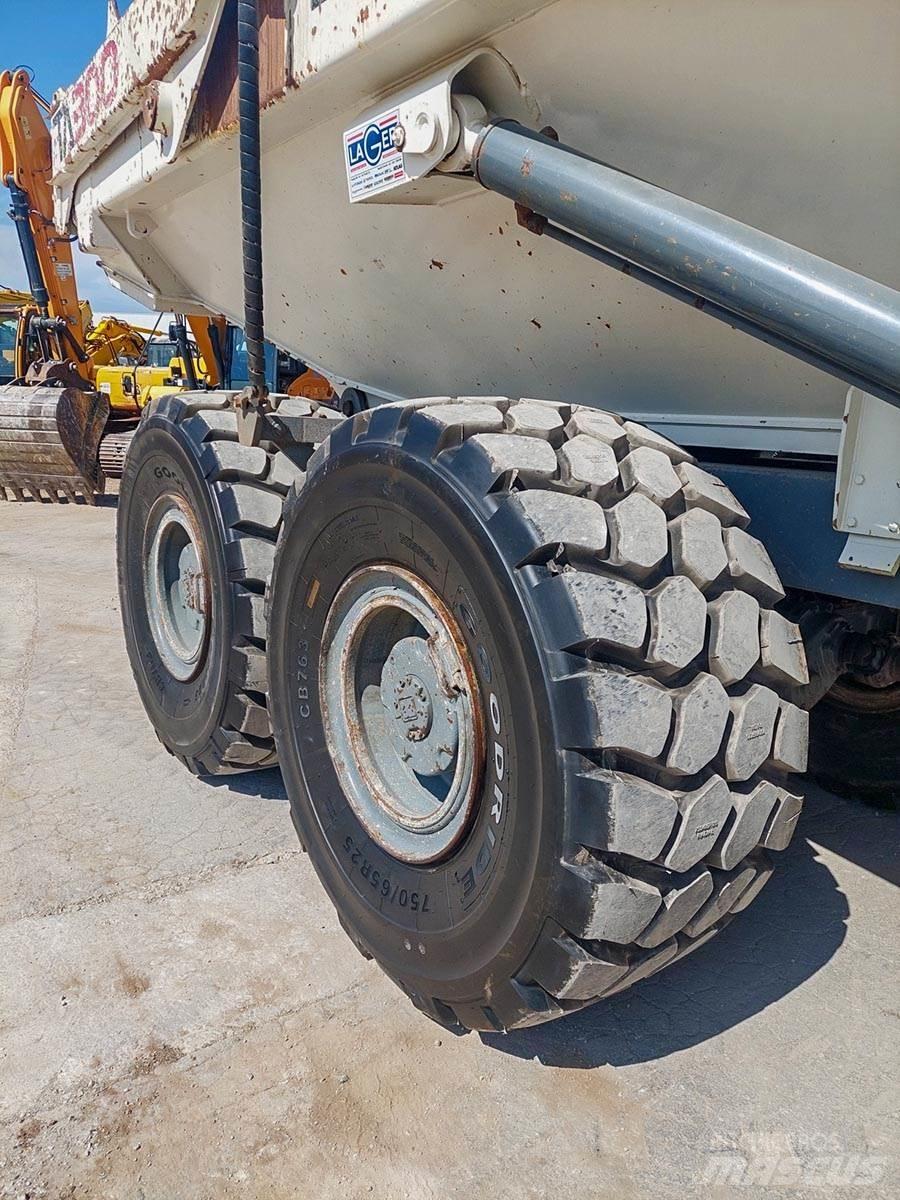 Terex TA300 ساحبات مفصلية