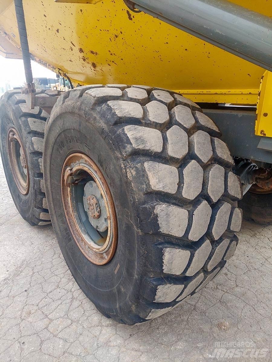 Terex TA300 ساحبات مفصلية