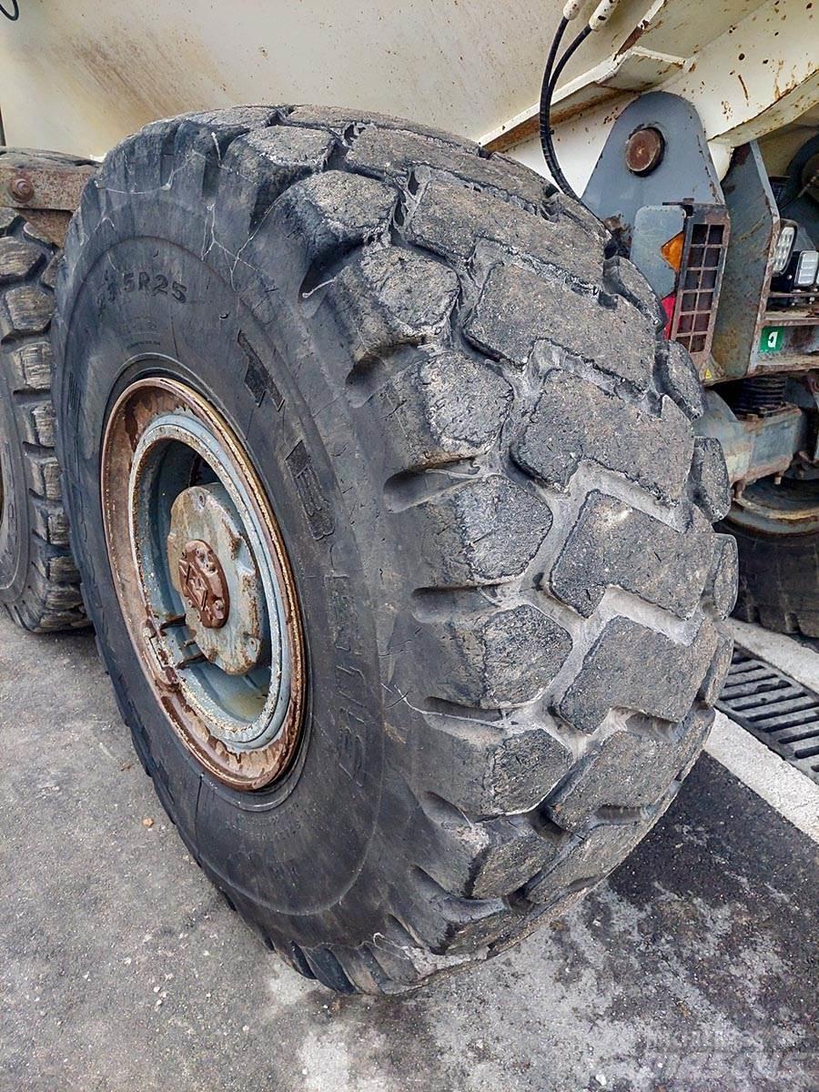 Terex TA300 ساحبات مفصلية