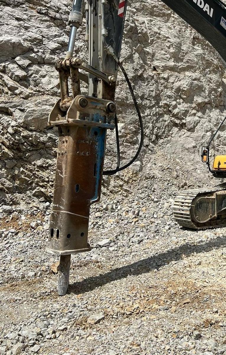 Titan SG2500S مطارق دق خوازيق هيدروليكية