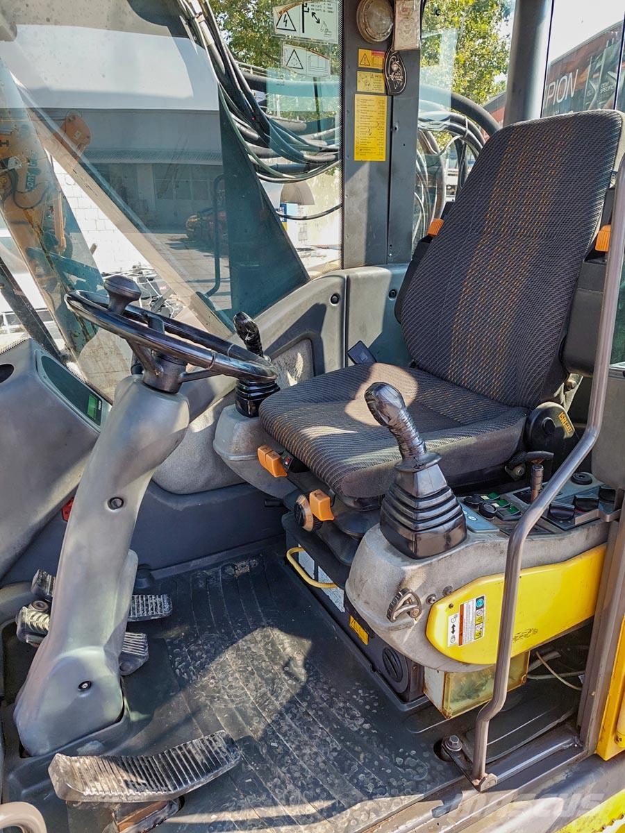 Volvo EW160 حفارات بعجل