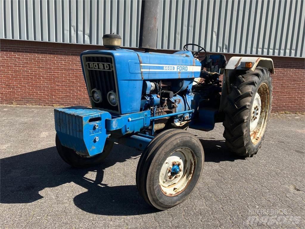 Ford 6600 الجرارات