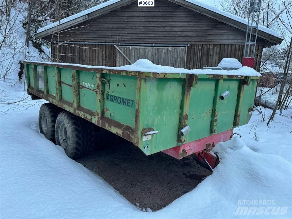 Agromet T-041 مقطورات قلابة
