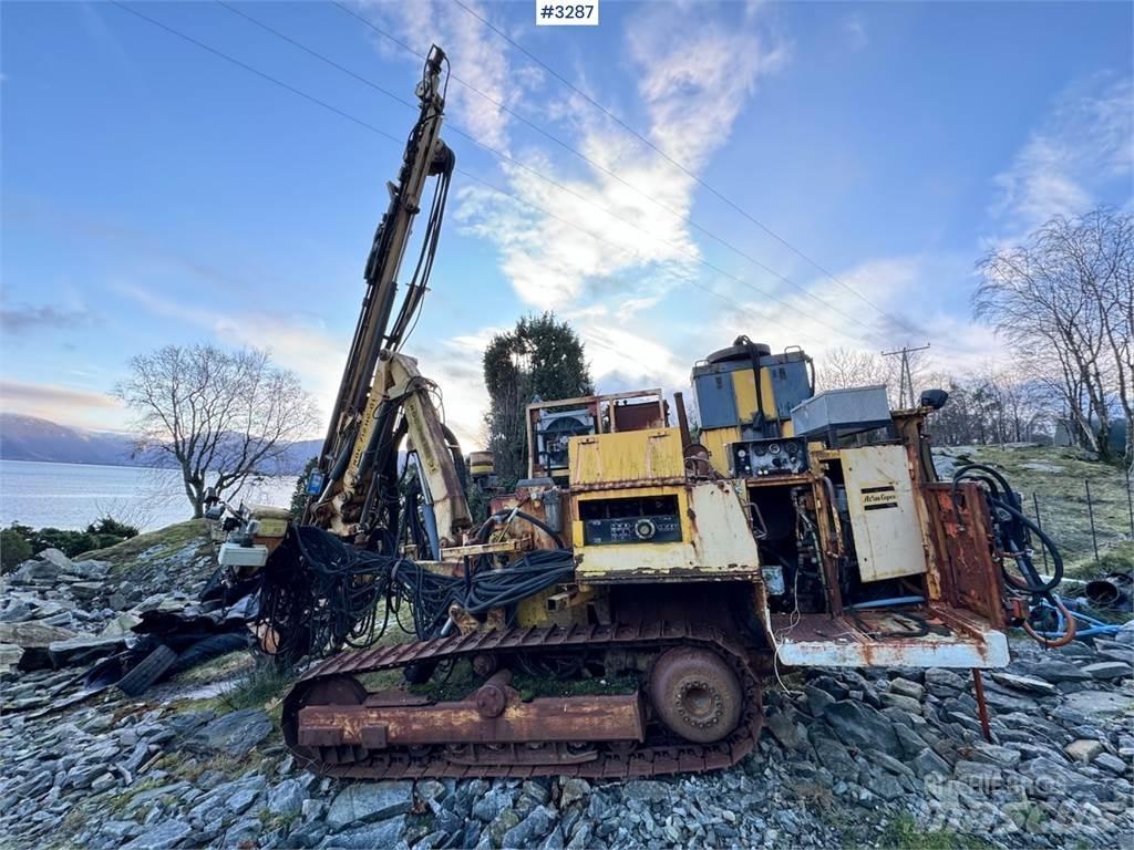 Atlas 712- HC-01 ماكينات وملحقات زراعة أخرى