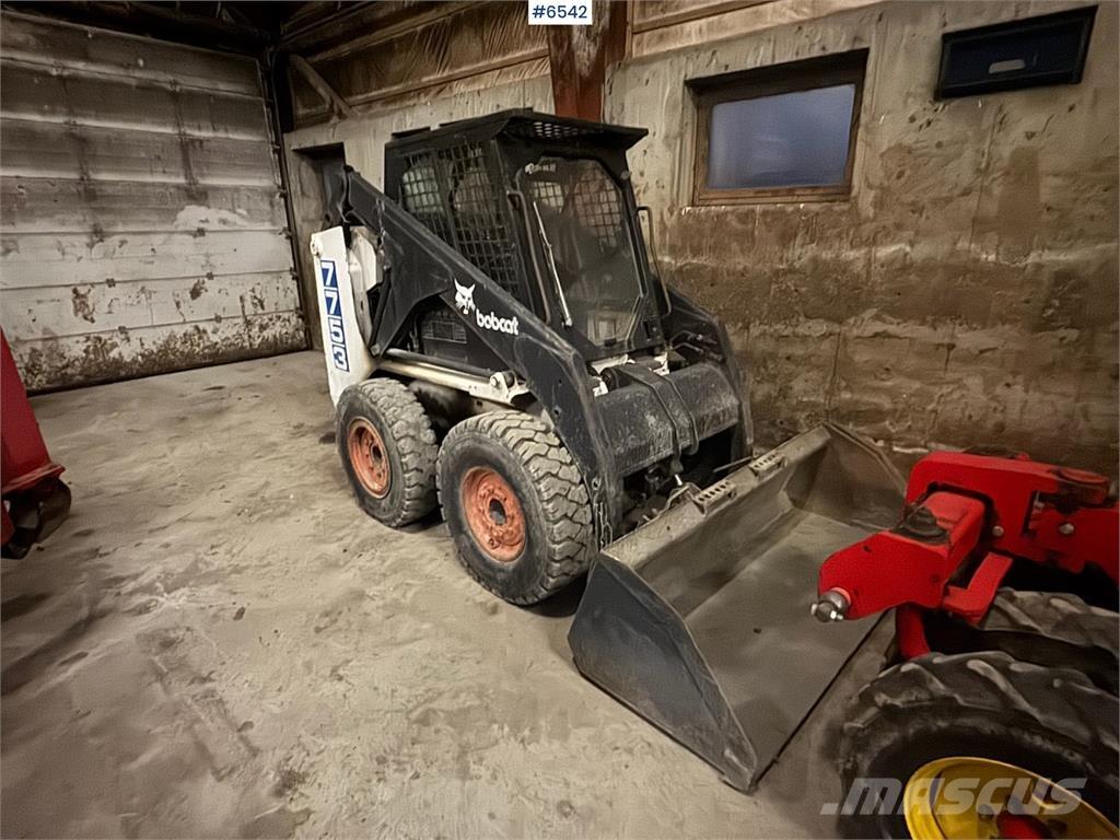 Bobcat 7753 لوادر متعددة الأغراض