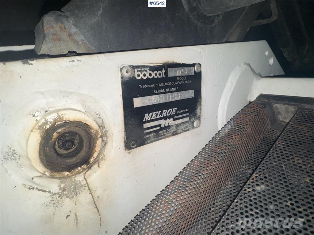 Bobcat 7753 لوادر متعددة الأغراض