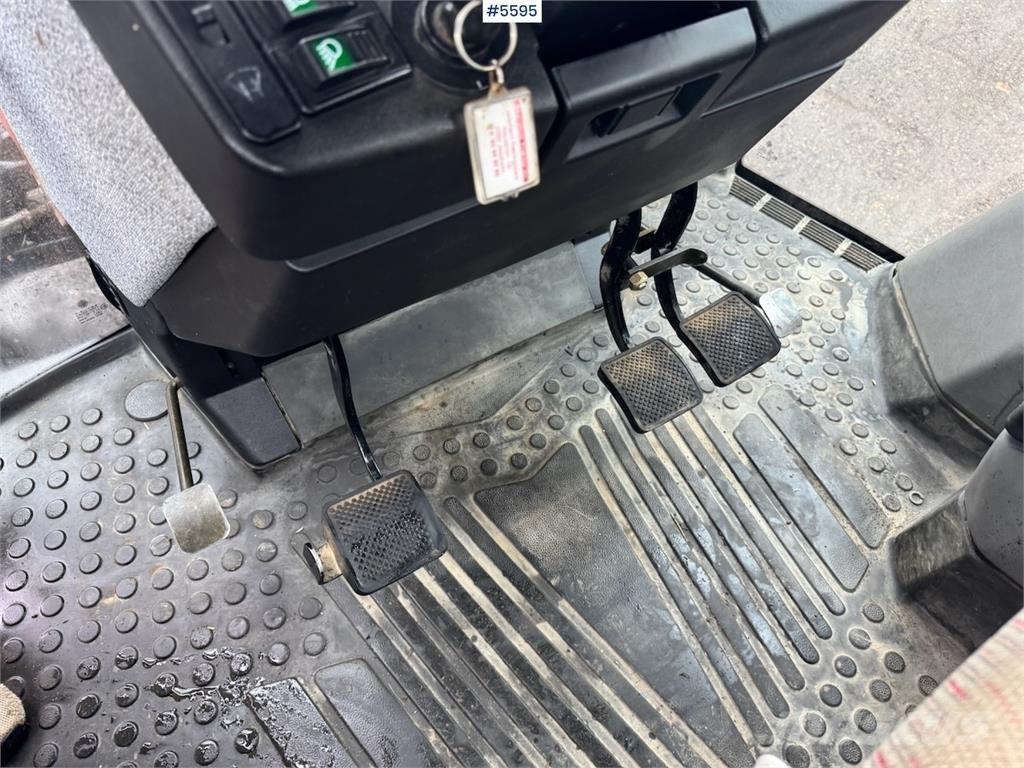 CASE CS110 الجرارات