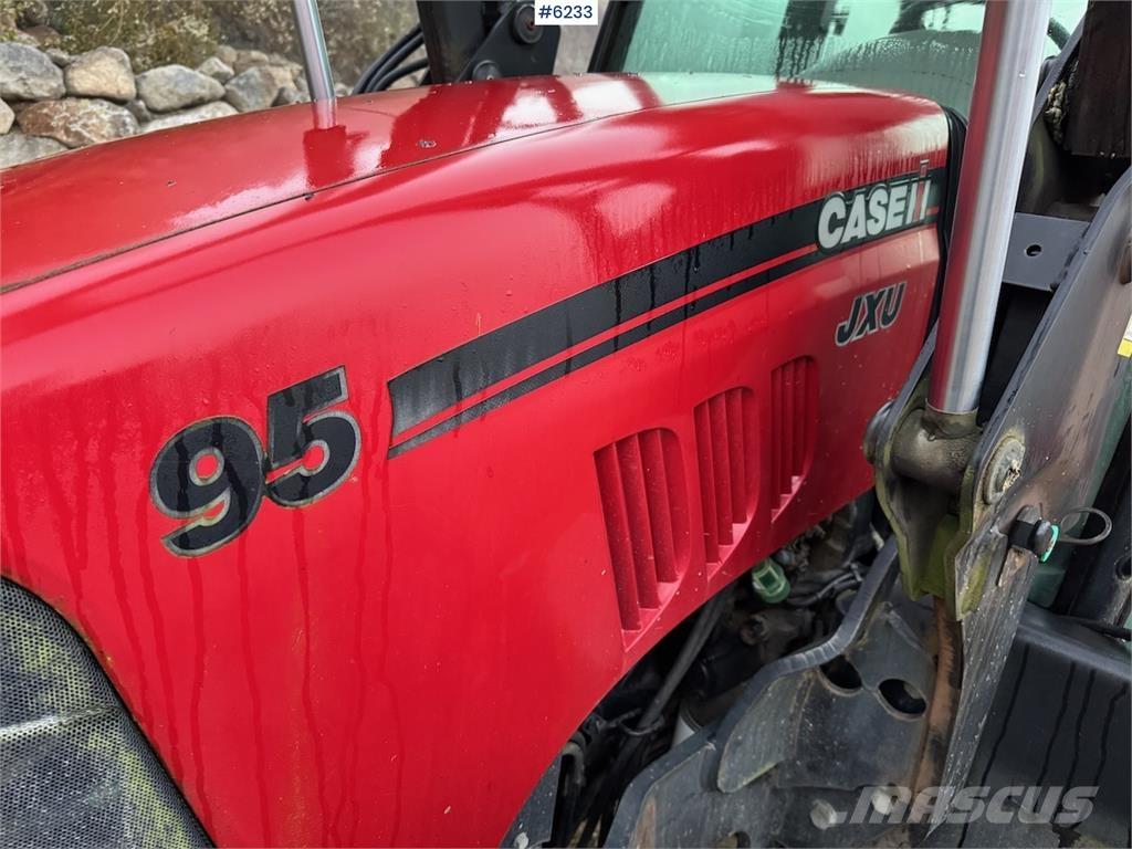 Case IH JXU 95 الجرارات