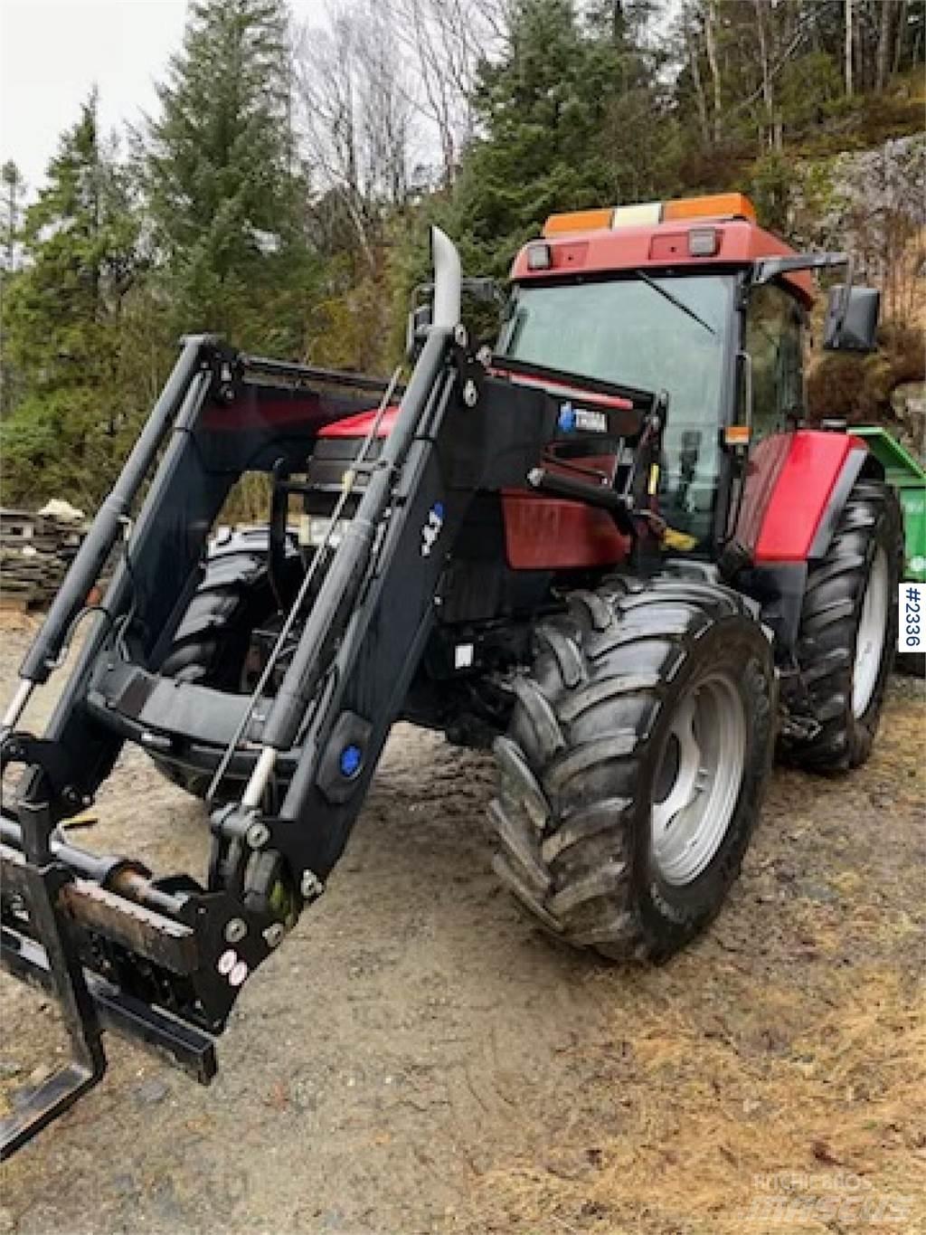 CASE MX135 MAXXUM الجرارات