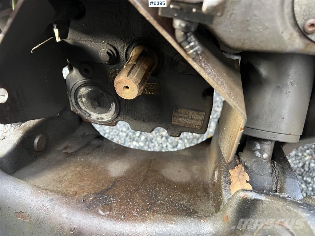 CLAAS Arion 460 الجرارات