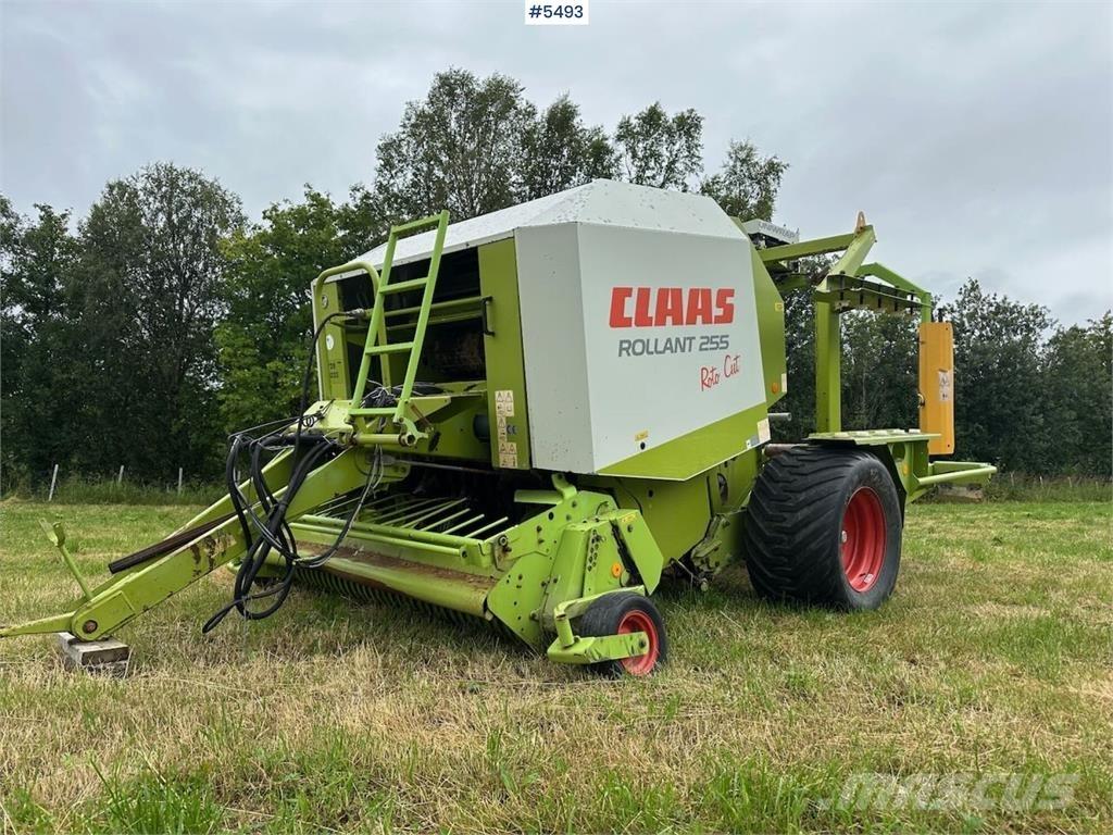 CLAAS Rollant 255 معدات أخرى للحصاد