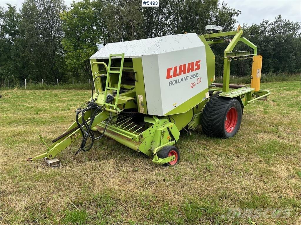 CLAAS Rollant 255 معدات أخرى للحصاد