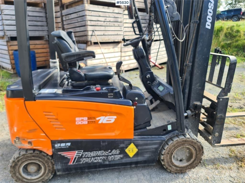 Doosan B16X-7 شاحنات ذات رافعات شوكية - أخرى