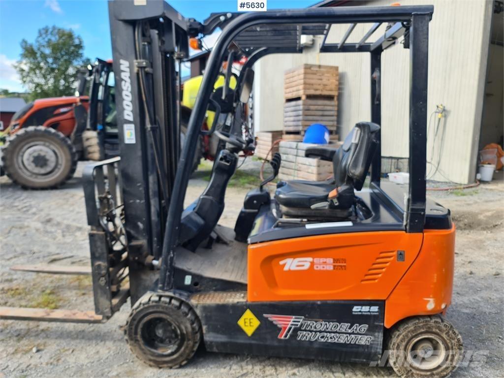 Doosan B16X-7 شاحنات ذات رافعات شوكية - أخرى