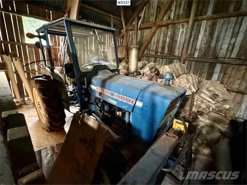 Ford 3000 الجرارات