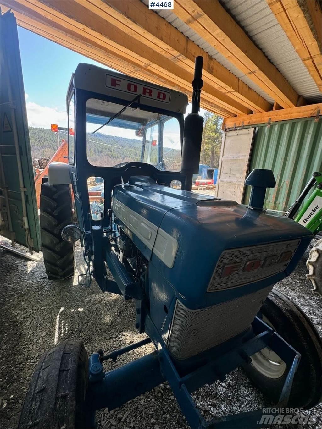 Ford 4000 الجرارات