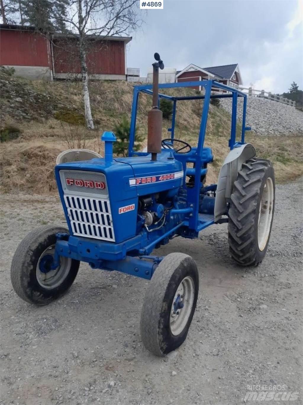 Ford 4000 الجرارات