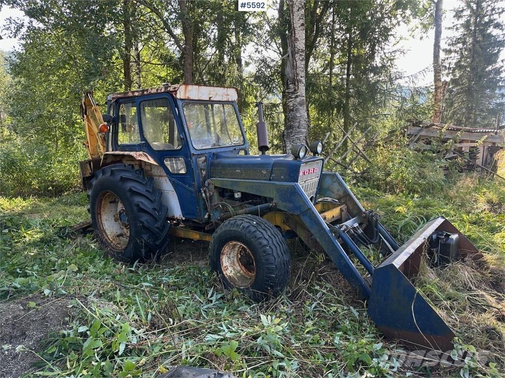 Ford 4000 الجرارات