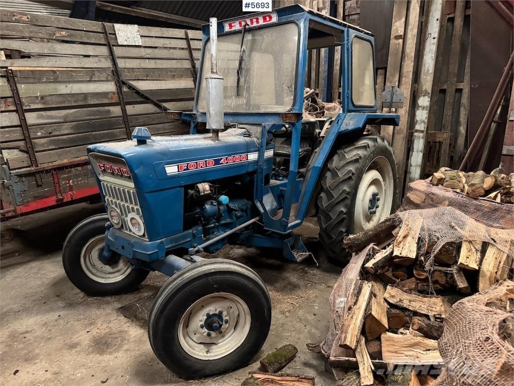 Ford 4000 الجرارات