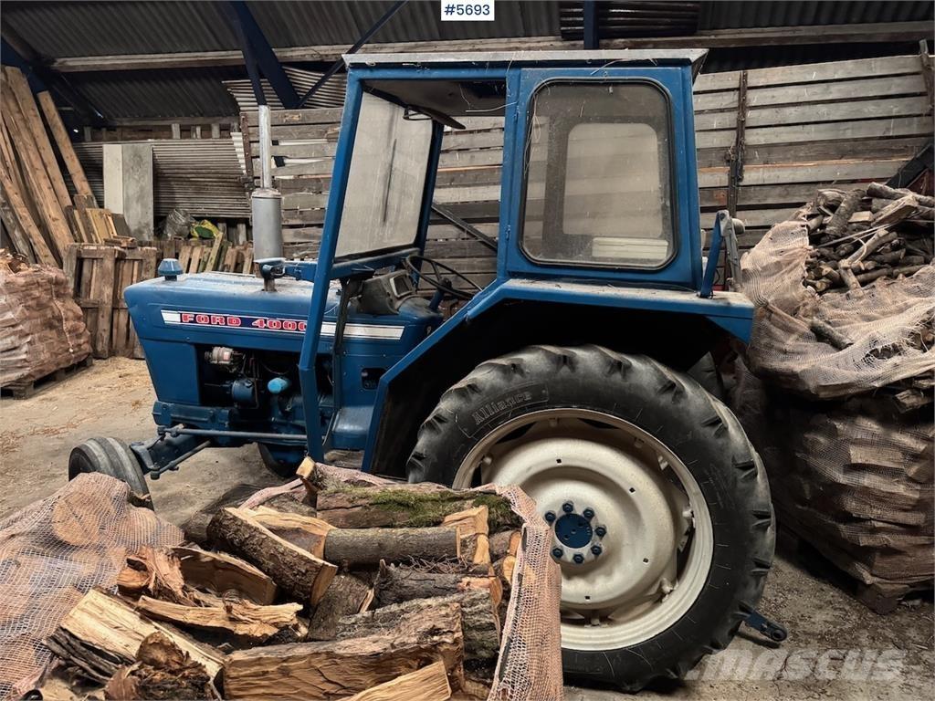 Ford 4000 الجرارات
