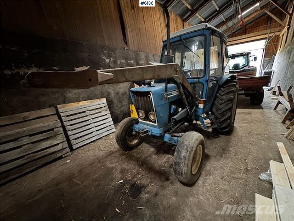 Ford 4600 الجرارات